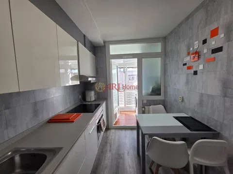 Flat in calle Alcalá - Photo 19
