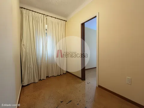 Flat in calle de Cartagena - Photo 8