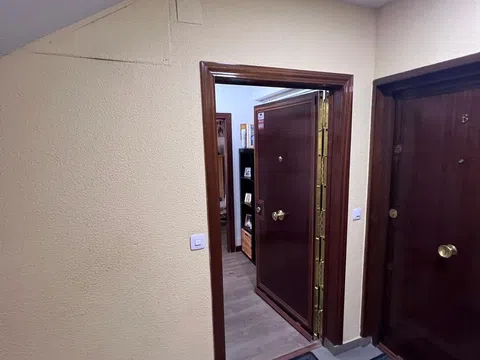 Flat in calle Puerto del Monasterio, 18 - Photo 3