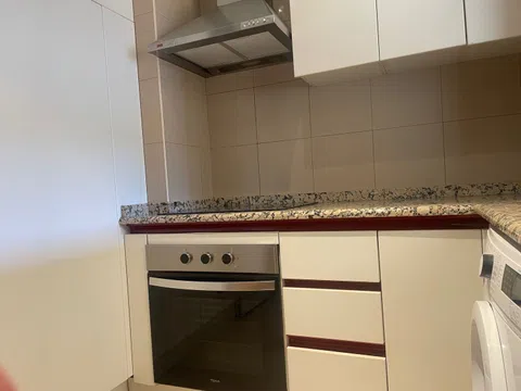 Flat in calle de Raimundo Fernández Villaverde - Photo 12