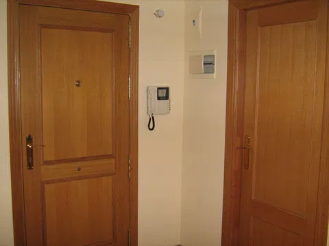 Flat in calle de Raimundo Fernández Villaverde - Photo 19
