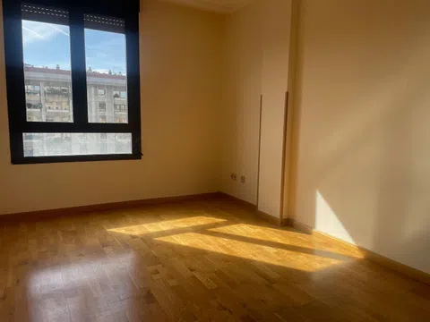 Flat in calle de Raimundo Fernández Villaverde - Photo 20