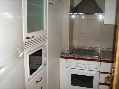Flat in calle de Raimundo Fernández Villaverde - Photo 10