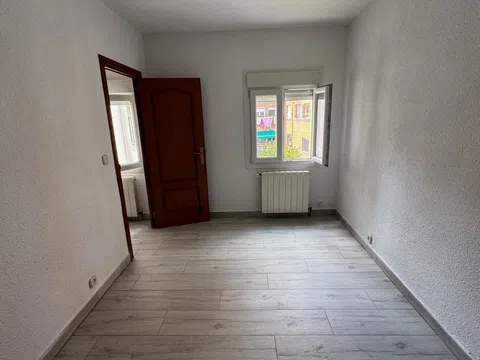 Flat in calle Alcatraz - Photo 14
