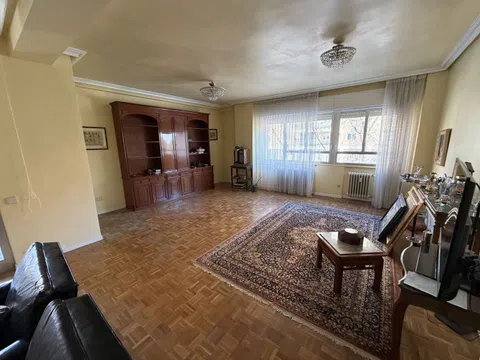 Flat in calle de Arturo Soria - Photo 12