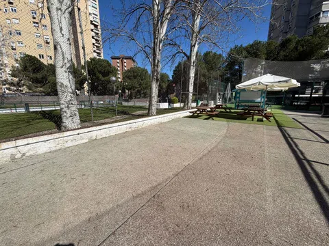 Flat in calle de Arturo Soria - Photo 20