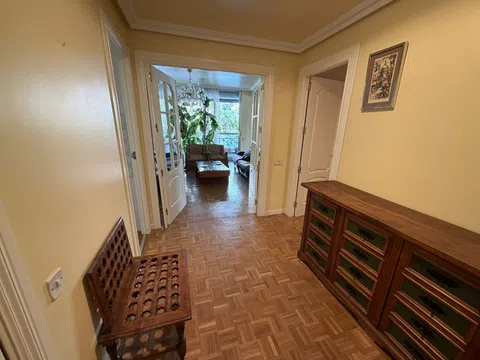 Flat in calle de Arturo Soria - Photo 8