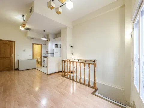 Flat in calle de Barbieri - Photo 10