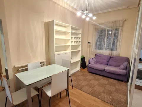 Flat in CL Vicente Caballero - Photo 1