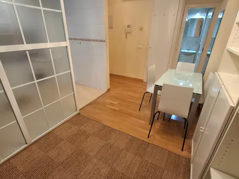 Flat in CL Vicente Caballero - Photo 3