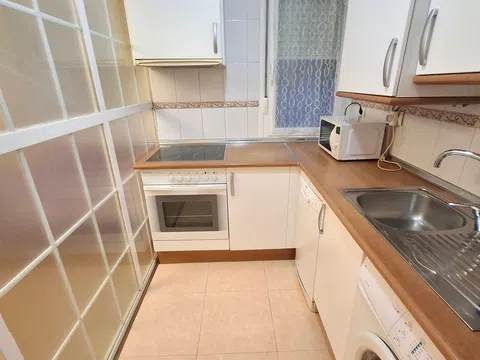 Flat in CL Vicente Caballero - Photo 6