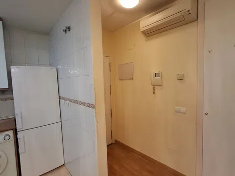Flat in CL Vicente Caballero - Photo 7