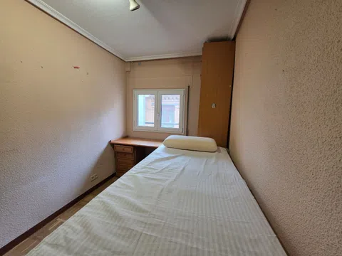 Flat in calle de Narciso Serra - Photo 13