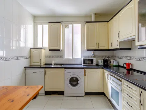 Flat in calle de Antonio Palomino - Photo 4
