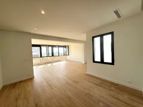 Penthouse in calle de Quintana - Photo 9