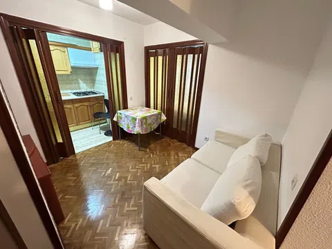Flat in avenida de Monforte de Lemos - Photo 2