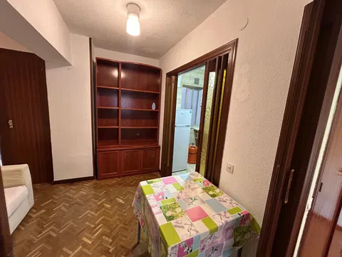 Flat in avenida de Monforte de Lemos - Photo 4