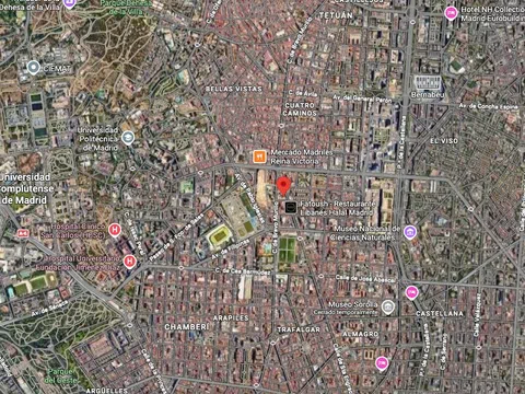 Flat in CL Santa Engracia - Photo 6