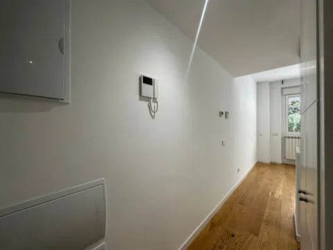 Flat in calle de Juan Álvarez Mendizábal - Photo 11