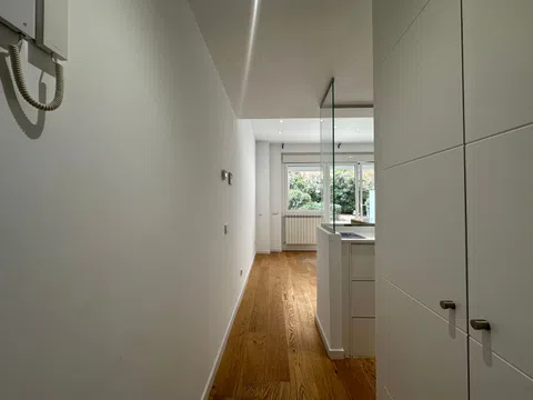 Flat in calle de Juan Álvarez Mendizábal - Photo 15