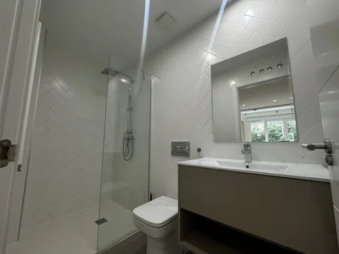 Flat in calle de Juan Álvarez Mendizábal - Photo 16