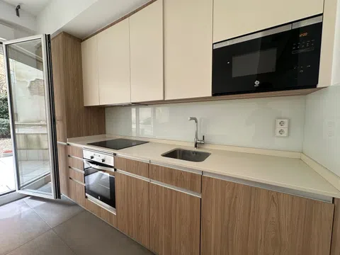 Flat in calle de Juan Álvarez Mendizábal - Photo 5