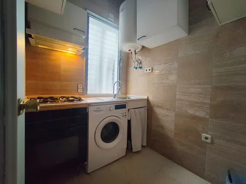 Flat in calle de Rafael de Riego - Photo 3