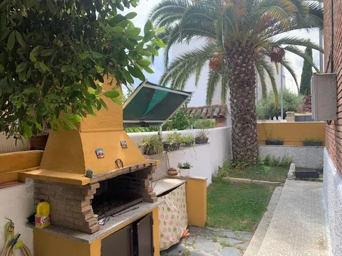 Detached house in calle Benita Ávila, 36 - Photo 2