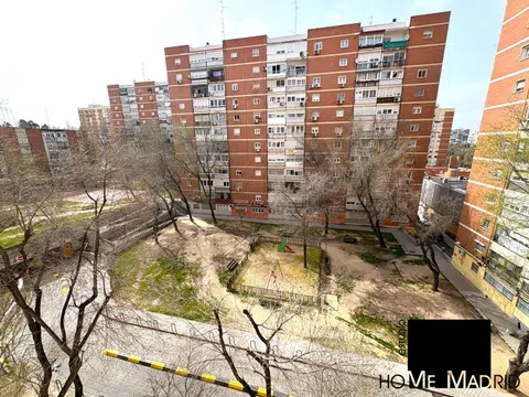 Flat in plaza de Arteijo - Photo 14