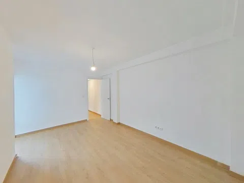 Flat - Photo 3