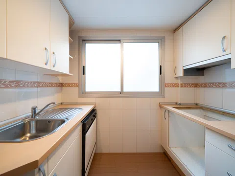 Flat in calle de Zurbarán - Photo 14