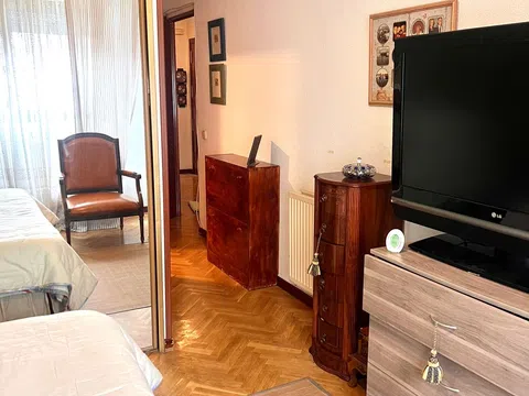 Flat in calle Aeronave - Photo 9