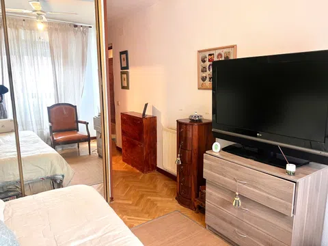 Flat in calle Aeronave - Photo 10