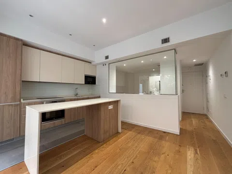 Flat in calle de Juan Álvarez Mendizábal - Photo 5