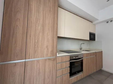 Flat in calle de Juan Álvarez Mendizábal - Photo 8