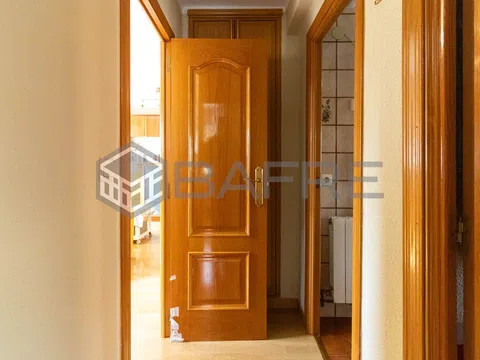 Flat in calle de San Elías - Photo 13