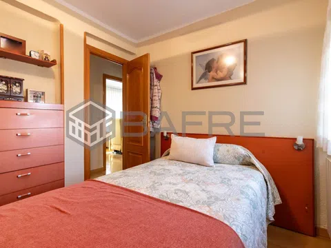 Flat in calle de San Elías - Photo 16