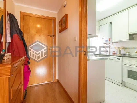 Flat in calle de San Elías - Photo 8