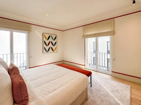 Flat in calle de José Ortega y Gasset - Photo 19