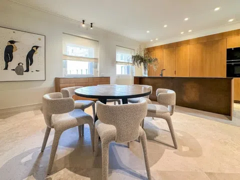 Flat in calle de José Ortega y Gasset - Photo 3