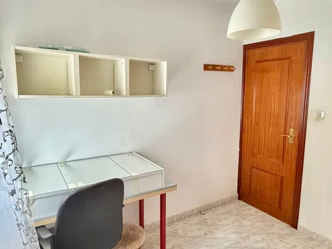 Flat in calle de Illescas - Photo 3