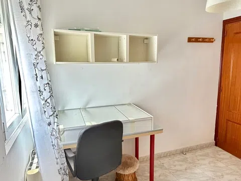 Flat in calle de Illescas - Photo 7