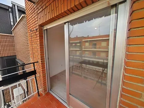 Flat - Photo 2