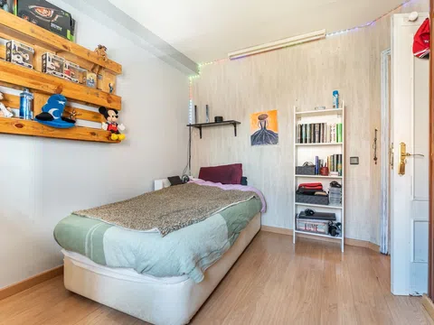 Flat in calle de las Islas Cíes - Photo 13