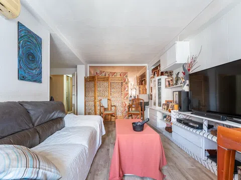 Flat in calle de las Islas Cíes - Photo 3