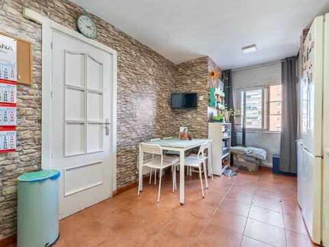 Flat in calle de las Islas Cíes - Photo 9