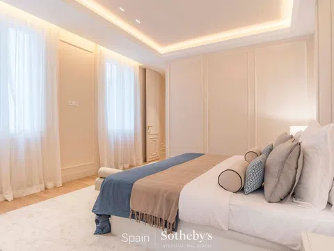 Flat in calle de Argensola - Photo 18