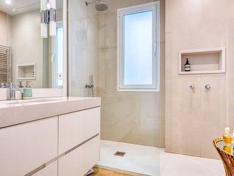 Flat in calle de Manuel Cortina - Photo 15