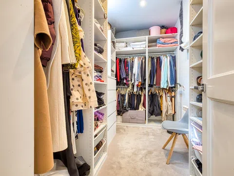 Flat in calle de Manuel Cortina - Photo 17