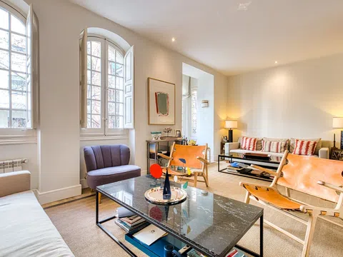 Flat in calle de Manuel Cortina - Photo 4